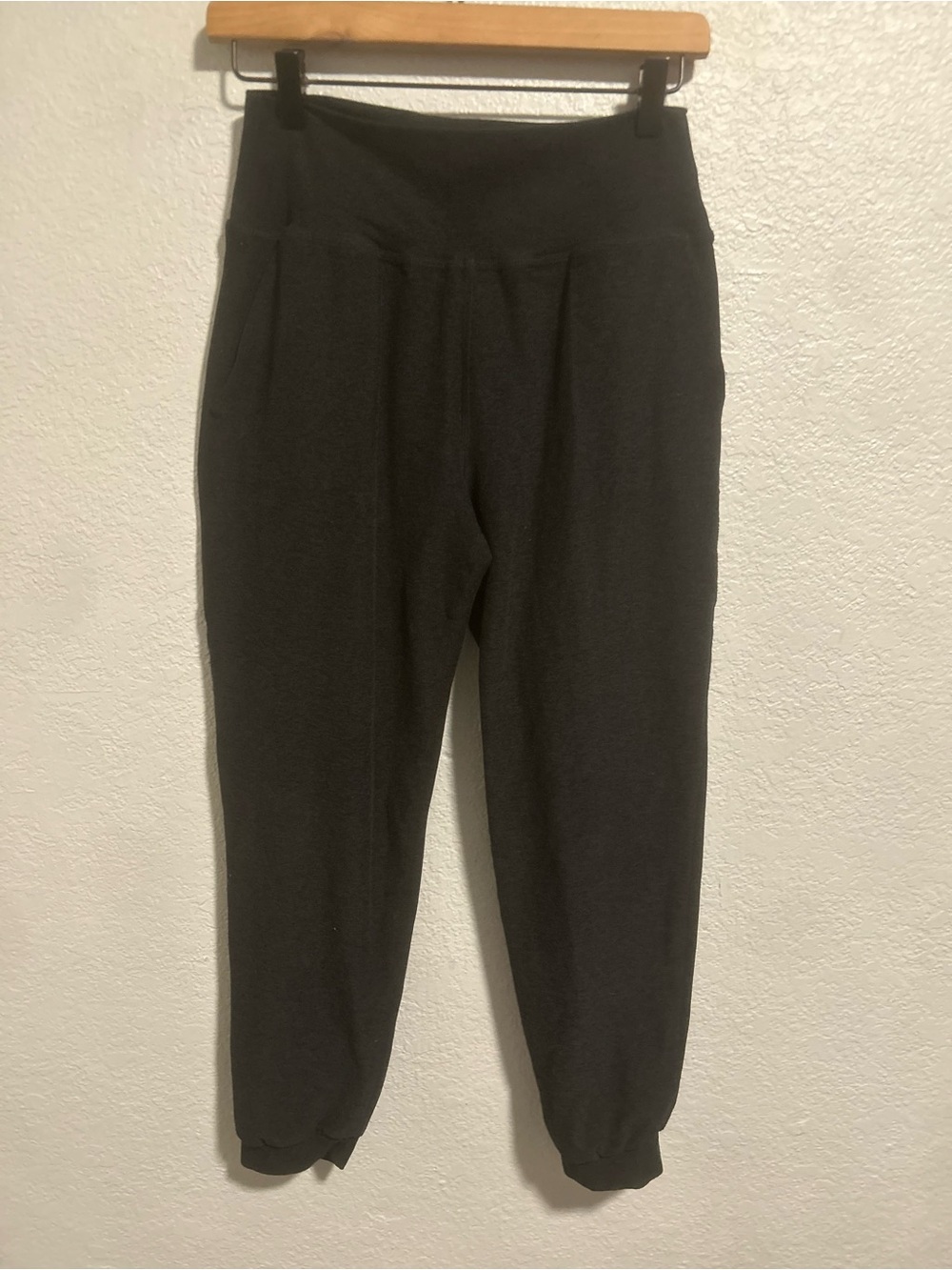 Beyond yoga dark charcoal grey joggers